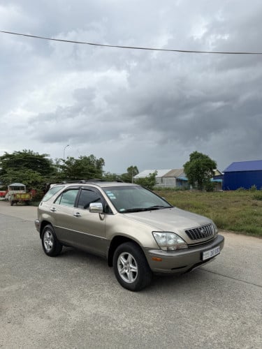 ឡានលក់ Rx300 2001 ប៉ុង1 ឡានថ្មី