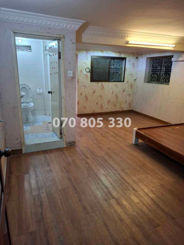 ហាងសំរាប់ជួលដូនពេញ  /  Shop for rent Daun Penh