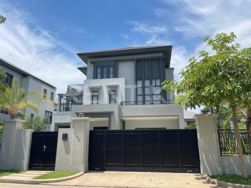 វីឡាទោលសម្រាប់ជួលនៅបុរីជីបម៉ុងហ្គ្រានភ្នំពេញស៊ីធី / Single Rent Chip Mong Grand Phnom Penh City