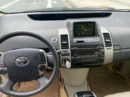 ឡានលក់ Toyota Prius 2007 Touring Gold 2BR