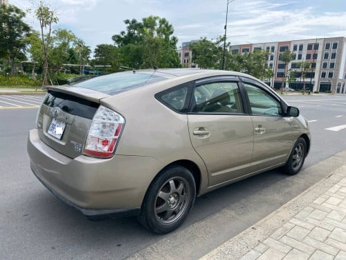 ឡានលក់ Toyota Prius 2007 Touring Gold 2BR