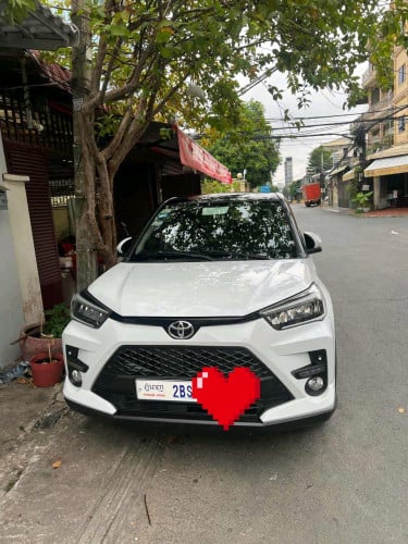 លក់ឡានស្អាតម្ចាស់ដើមTOYOTA RAIZE2023
