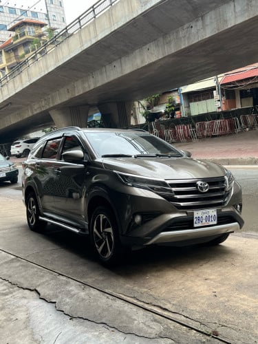 មហាសែនថ្មី TOYOTA RUSH 2022 ម្ចាស់ដេីមទីមួយថ្នាំសុីនមួយជុំ