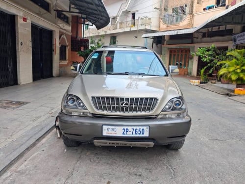 ✅រៀបចំហើយមេមេដាក់ម៉ូយបាន ( ឆ្នាំ2000 ប៉ុង2)តំលៃ80មើលឡានចចារ☎️0982333170972320001
