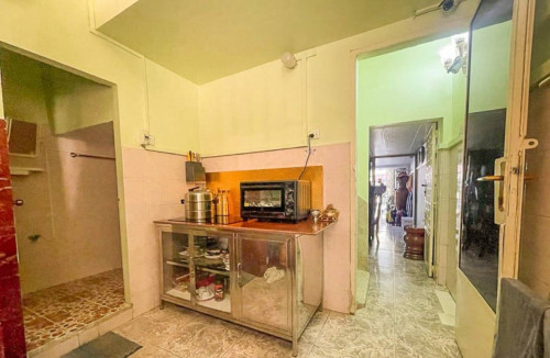🏠ផ្ទះល្វែង នៅលើមហាវិថីកម្ពុជាក្រោម ជិតសណ្ឋាគារឡឺប្រេស៊ីដង់ ត្រូវការលក់