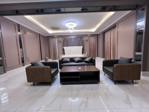 🏡✨ 𝐐𝐔𝐄𝐄𝐍 𝐕𝐈𝐋𝐋𝐀 𝐅𝐎𝐑 𝐑𝐄𝐍𝐓 / 𝐅𝐎𝐑 𝐒𝐀𝐋𝐄 ✨🏡