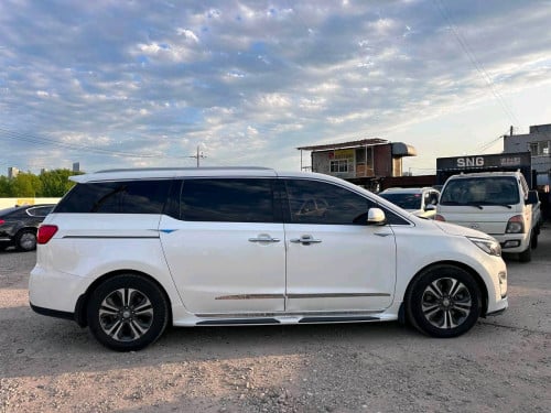 🫰💯Kia Carnival 2020 ទ្វារអូតូ 2សន្លឹក