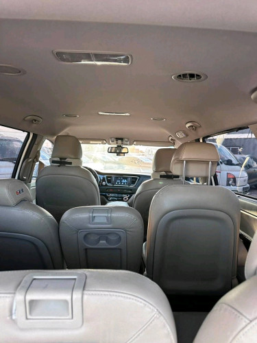 🫰💯Kia Carnival 2020 ទ្វារអូតូ 2សន្លឹក