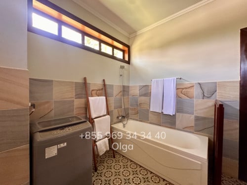 🔑  Siem Reap,  Villa with shared Swimming Pool for Rent (#30804)