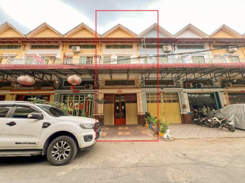 🔰ផ្ទះល្វែងលក់បន្ទាន់ | នៅជិតស្តុបលូ៥វេងស្រេង