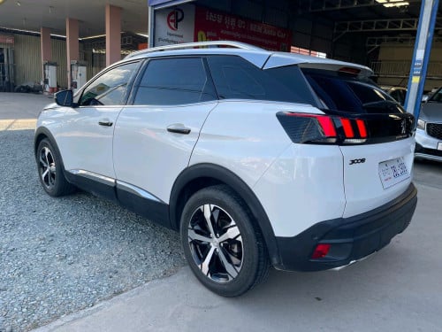 🚗លក់រថយន្ត Peugeot 3008 ឆ្នាំផលិត2020 Full option កាត់ពីម្ចាស់ដើម🏦តម្លៃ 19500$ ចរចា✨🥰