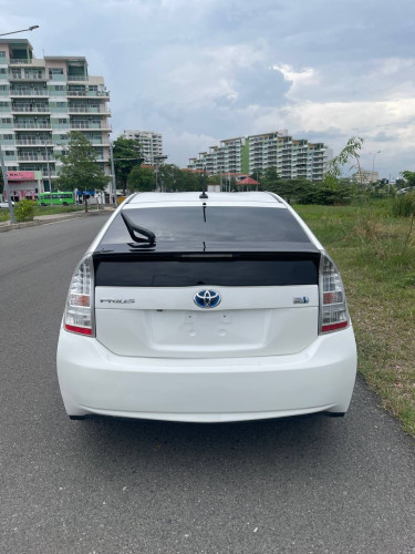 មានក្នុងស្តុកស្រាប់🚘 𝐓𝐨𝐲𝐨𝐭𝐚 𝐏𝐫𝐢𝐮𝐬 ឆ្នាំ𝟎𝟏𝟎 𝐨𝐩𝐭𝐢𝐨𝐧𝟎𝟓 ពណ៌សកាំម៉ៃ ប្រភេទស្លាកលេខ