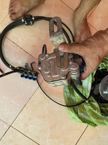 ហ្គាស់លក់ទើបតែបីខែV4កាល់ដាក់ថ្មីទាំងអស់