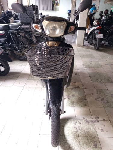 លក់ម៉ូតូVIVA 350$