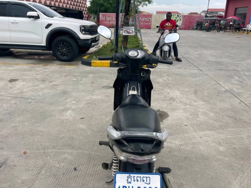 012កាតគ្រីសាណុំតាន់