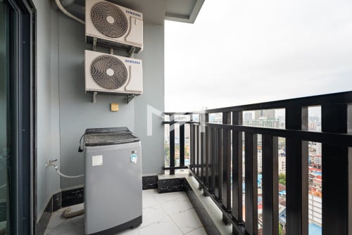 1 Bedroom Condo For Rent