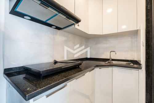 1 Bedroom Condo For Rent