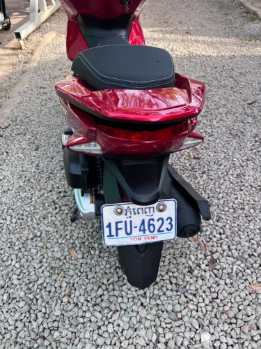 1590$PCX125CC JAPAN 2016