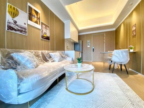2 Bedroom Condo for Rent | Vue Aston | City View & Riverfront