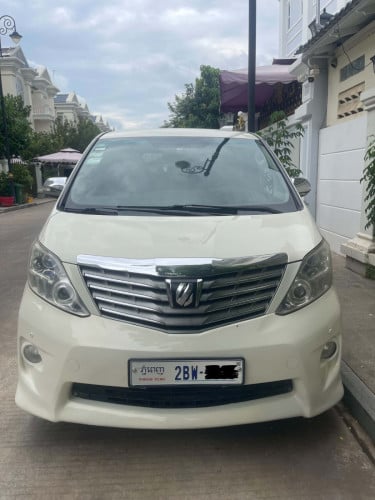 2011 Toyota Alphard full Auto 3