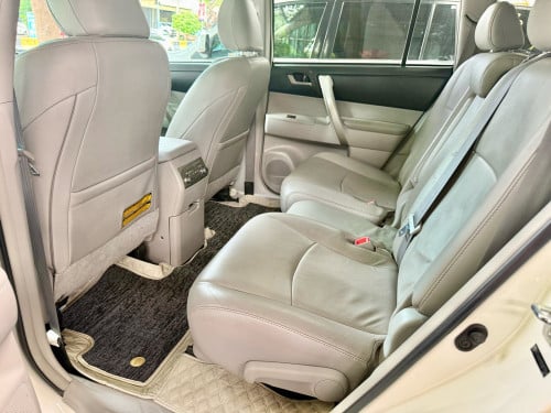 2012 Highlander 4 Cylinders Full Option
