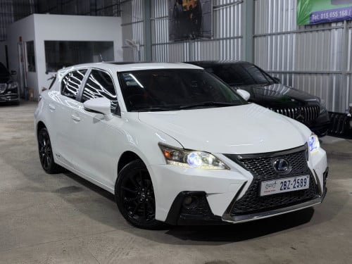 2012 Lexus CT200h Full Option ម្ចាស់ដើម