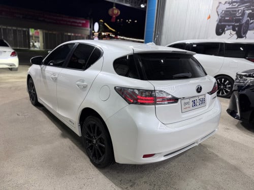 2012 Lexus CT200h Full Option ម្ចាស់ដើម