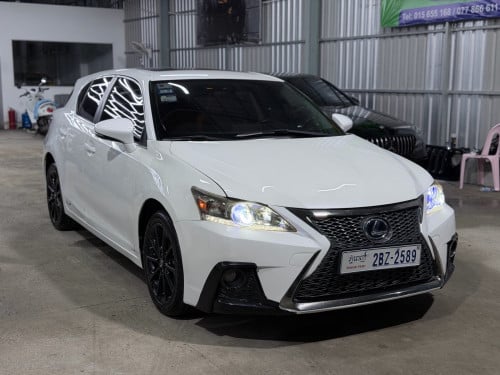 2012 Lexus CT200h Full Option ម្ចាស់ដើម