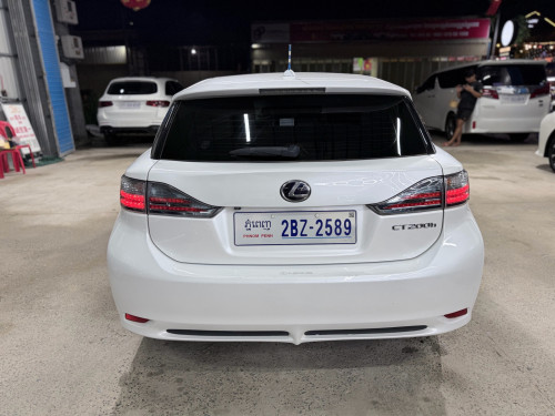 2012 Lexus CT200h Full Option ម្ចាស់ដើម