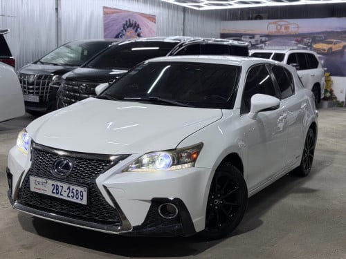2012 Lexus CT200h Full Option ម្ចាស់ដើម