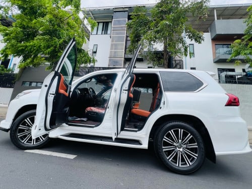 2018 Lexus LX450D V8 Full option