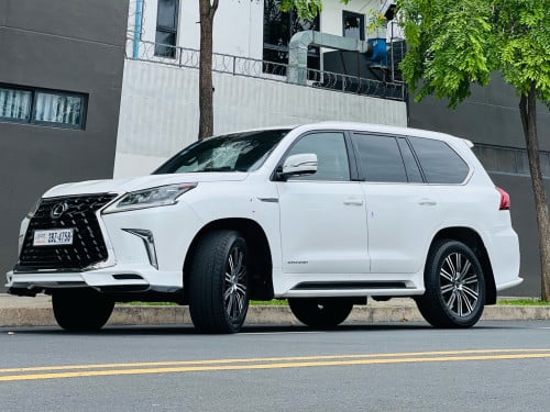 2018 Lexus LX450D V8 Full option