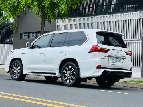 2018 Lexus LX450D V8 Full option