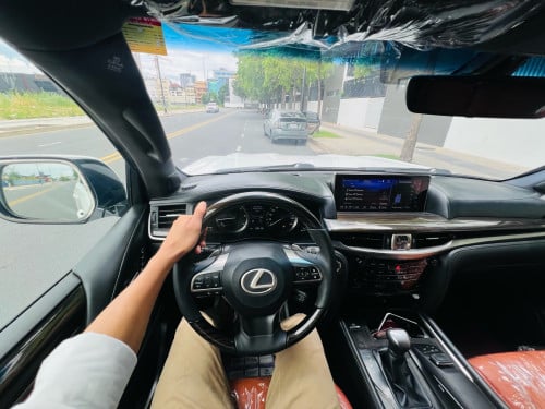 2018 Lexus LX450D V8 Full option
