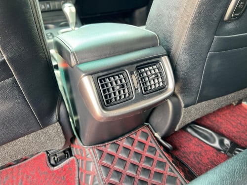 2020 Toyota Hilux Revo Premium Full option