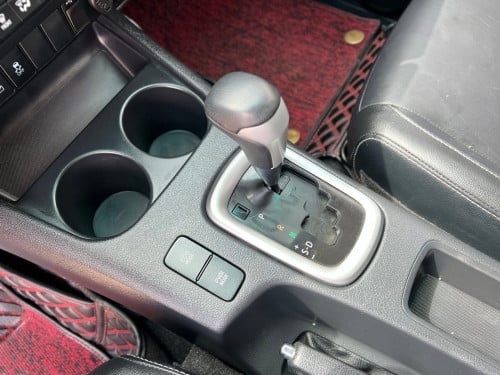 2020 Toyota Hilux Revo Premium Full option