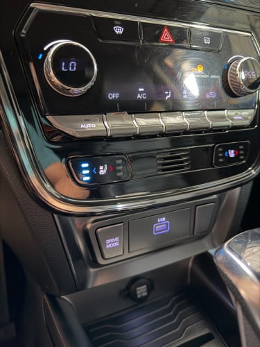 2023 Ssamyong Tivoli full Options
