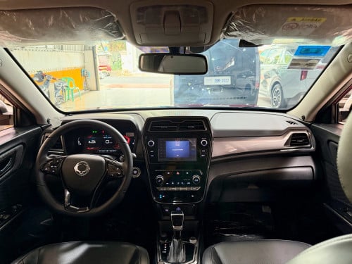 2023 Ssamyong Tivoli full Options