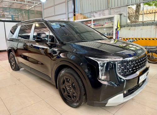 2025 KIA Canival សាំង11កៅអី លេងកៅអី VIP ហើយស្អាតណាស់