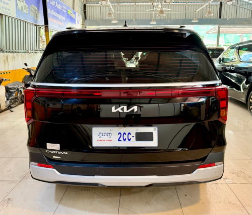 2025 KIA Canival សាំង11កៅអី លេងកៅអី VIP ហើយស្អាតណាស់