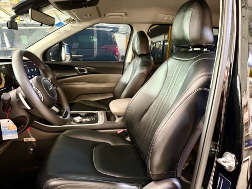 2025 KIA Canival សាំង11កៅអី លេងកៅអី VIP ហើយស្អាតណាស់
