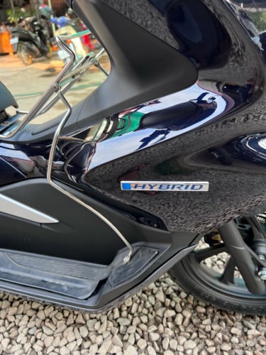 2150$PCXHYBRID 2018 use abs SMARTKEY 150CC have tax