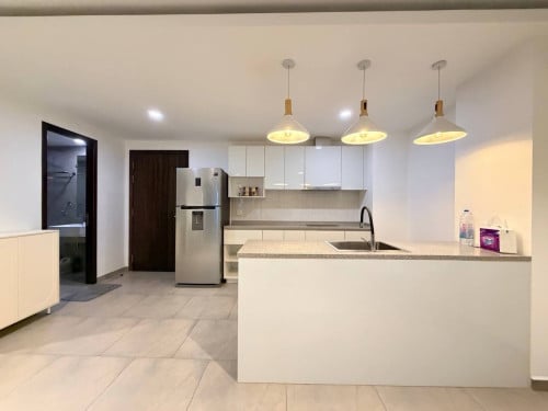 2Bedroom Condo for Rent | St 60m