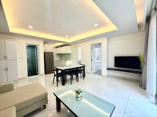 2BR 2BT for rent in BKK1 $1,300
