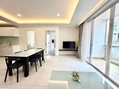 2BR 2BT for rent in BKK1 $1,300
