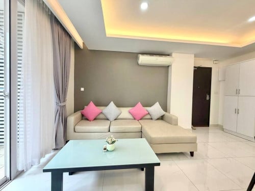2BR 2BT for rent in BKK1 $1,300
