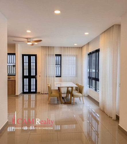 4 Bedrooms Twin Villa For Rent in Chip Mong Land Landmark 60M