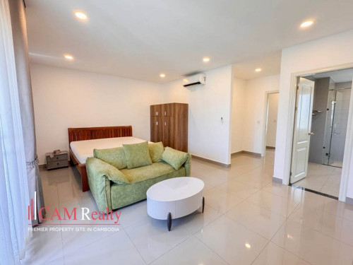 4 Bedrooms Twin Villa For Rent in Chip Mong Land Landmark 60M