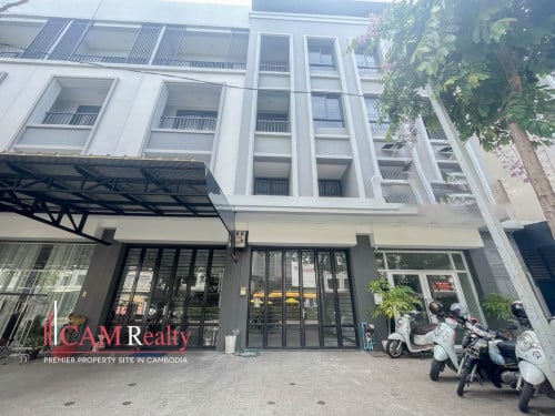 4 BR Shophouse Grand For Rent In Gated Community of Borey Chip Mong 598