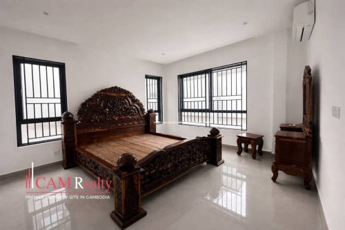 5 Bedrooms Queen A Villa For Rent In Borey Chip Mong Grand Phnom Penh City